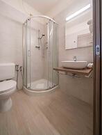 Hotel Cairoli