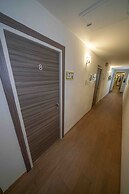 Hotel Cairoli