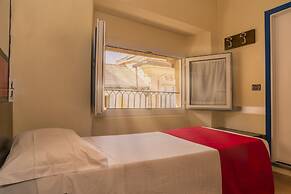 Hotel Cairoli