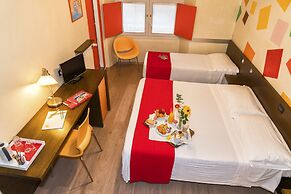 Hotel Cairoli