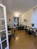 Hotel Cairoli