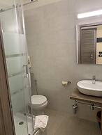 Hotel Cairoli