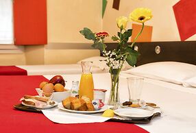 Hotel Cairoli