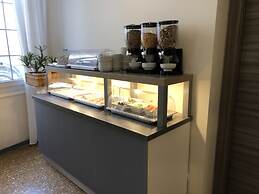 Hotel Cairoli