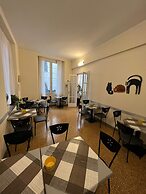 Hotel Cairoli