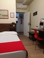 Hotel Cairoli