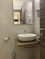 Hotel Cairoli