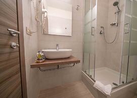 Hotel Cairoli