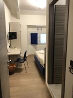 Hotel Cairoli