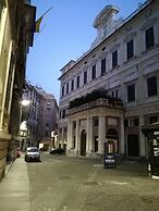 Hotel Cairoli