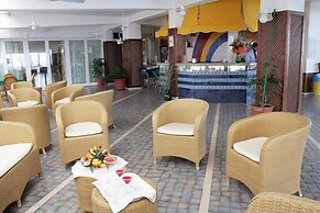 Eden Beach Club