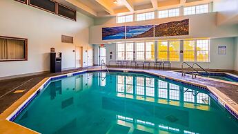 Best Western Plus Ticonderoga Inn & Suites