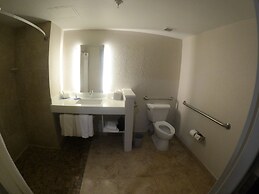 Holiday Inn Express & Suites Albuquerque Historic Old Town by IHG