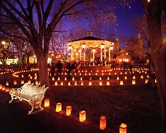 Holiday Inn Express & Suites Albuquerque Historic Old Town by IHG