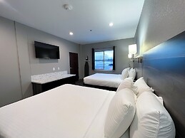 Metropolis Resort