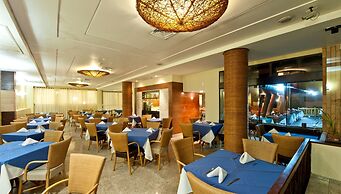 Rifóles Praia Hotel & Resort