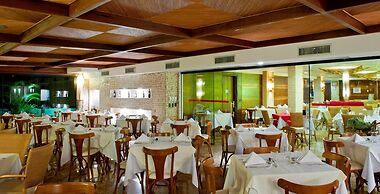 Pontalmar Praia Hotel