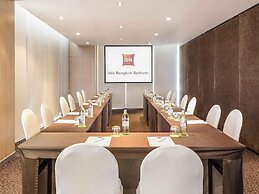 ibis Bangkok Sathorn