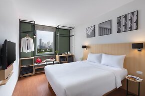 ibis Bangkok Sathorn