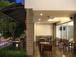 ibis Bangkok Sathorn