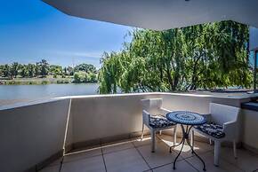 The Lakes Hotel and Conference Centre