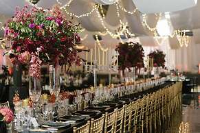 The Lakes Hotel and Conference Centre