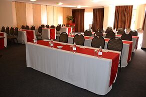 The Lakes Hotel and Conference Centre