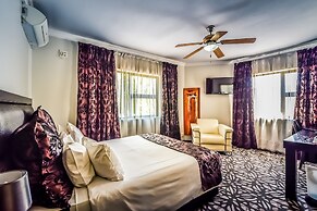 The Lakes Hotel and Conference Centre