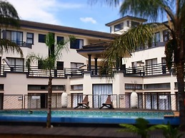 The Lakes Hotel and Conference Centre