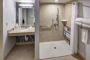 Hilton Garden Inn Naperville/Warrenville