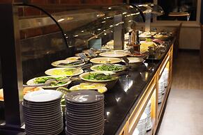 WOW Airport Hotel