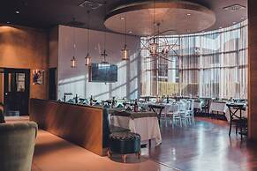 WOW Airport Hotel