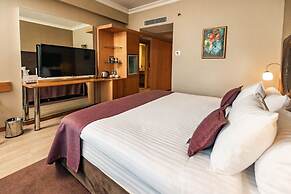 WOW Airport Hotel
