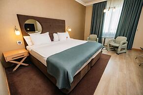WOW Airport Hotel