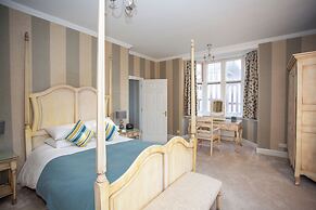 Sea Marge Hotel