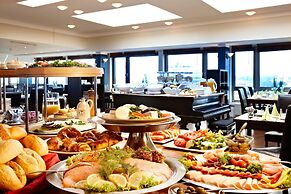 Hotel Astor Kiel by Campanile