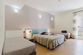 Cerri Hotel