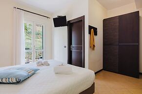 Cerri Hotel