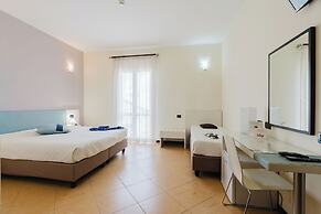 Cerri Hotel