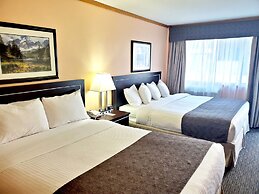 Travelodge by Wyndham Golden Sportsman Lodge