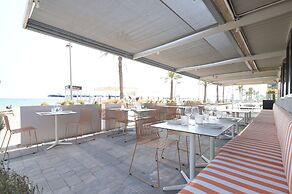 Akquaaa Boutique Hotel