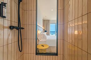 Akquaaa Boutique Hotel
