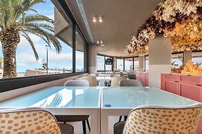 Akquaaa Boutique Hotel