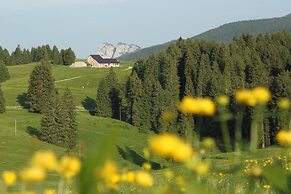 Alpine Smart Residence