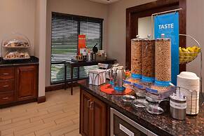 Hampton Inn by Hilton Lincoln
