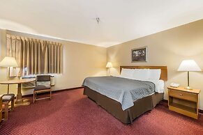EconoLodge by Choice Hotels Rice Lake