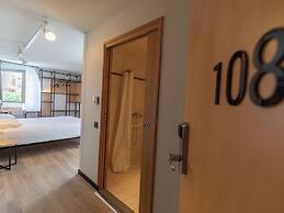 ibis Ciboure St Jean De Luz Hotel