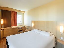 ibis Ciboure St Jean De Luz Hotel