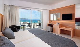 CM Playa del Moro Hotel