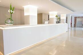 CM Playa del Moro Hotel
